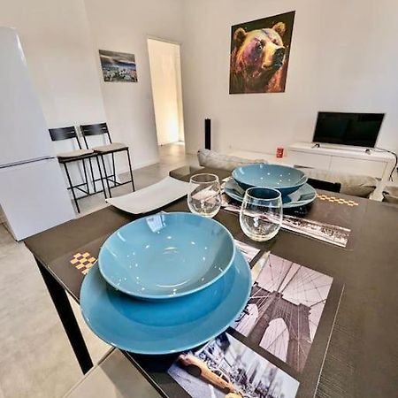Magnifique T2 Refait A Neuf - Calme & Tout Equipe Avec Parking Grenoble Dış mekan fotoğraf
